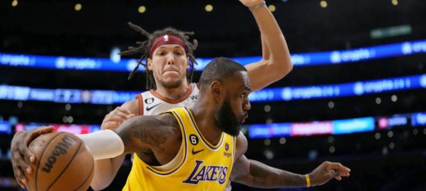 掘金险胜官方宣布新规，连续三场30+关键表现点燃全场！