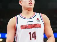 人紧随其后,突破梦之队纪录