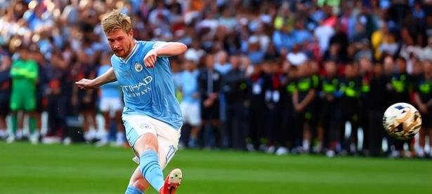 德布劳内与梅西激战正酣，补时阶段一粒世界波决定胜负！的简单介绍